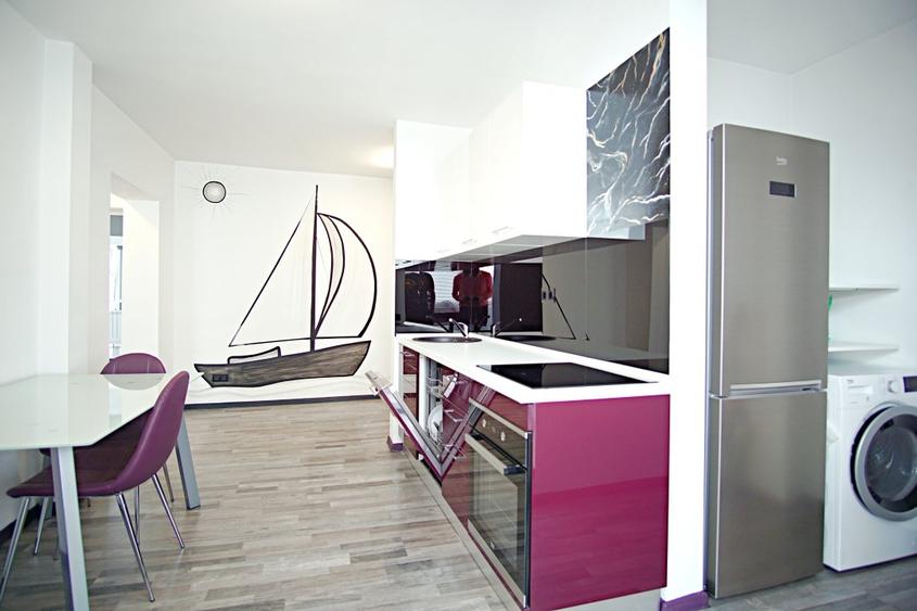 Apartament cu 3 camere decomandat, mobilat în Unirii