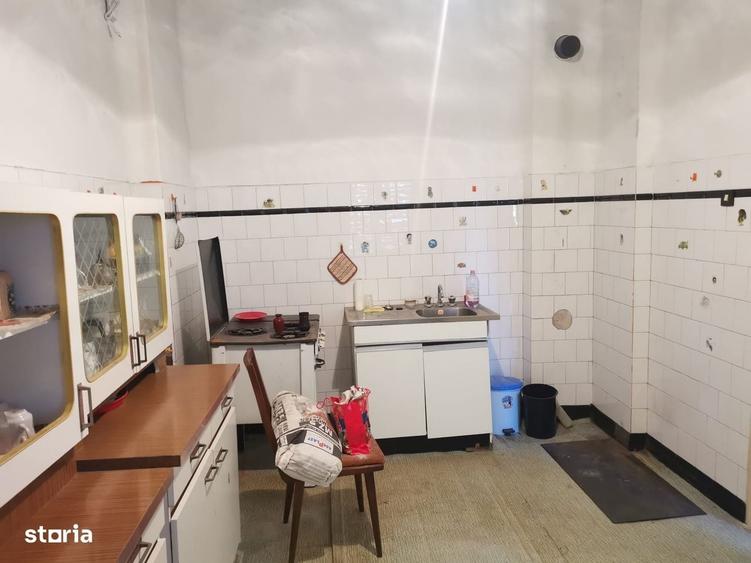 Casă cu 4 camere în Ultracentral