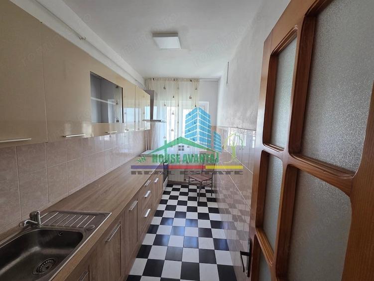 [DE VANZARE] Apartament 3 Camere Decomandat Etaj intermediar ! - 1