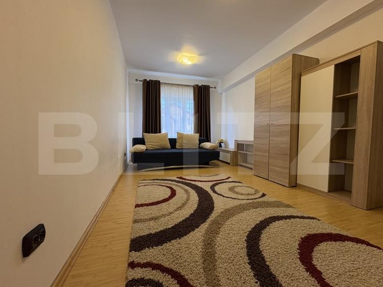 Casă individuală cu 4 camere cu Canalizare în Dâmbul Rotund