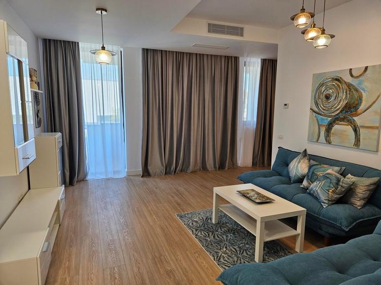 Apartament cu 3 camere semidecomandat în Bucureștii Noi