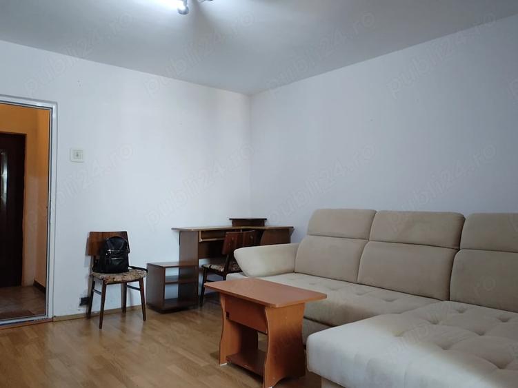 Garsonieră decomandată în Zahana