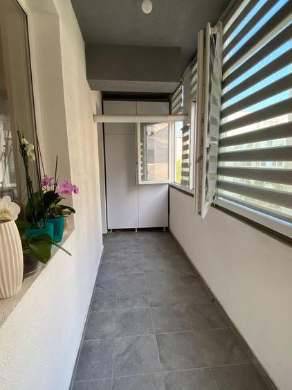 Apartament cu 2 camere decomandat în Exterior Vest