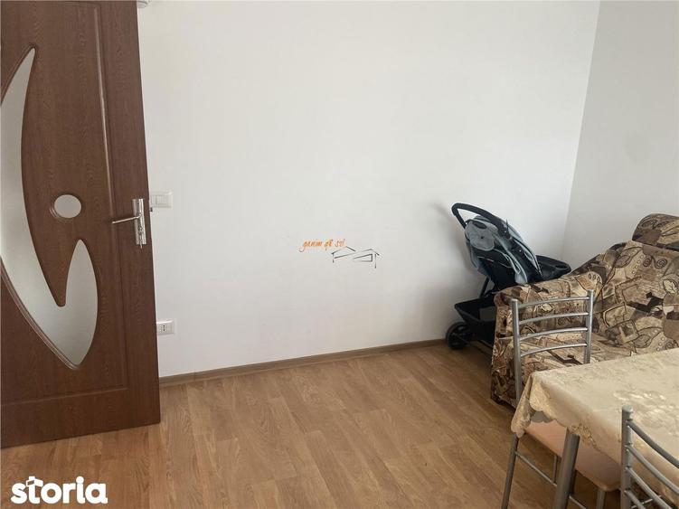 Apartament cu 2 camere decomandat, mobilat în Sud
