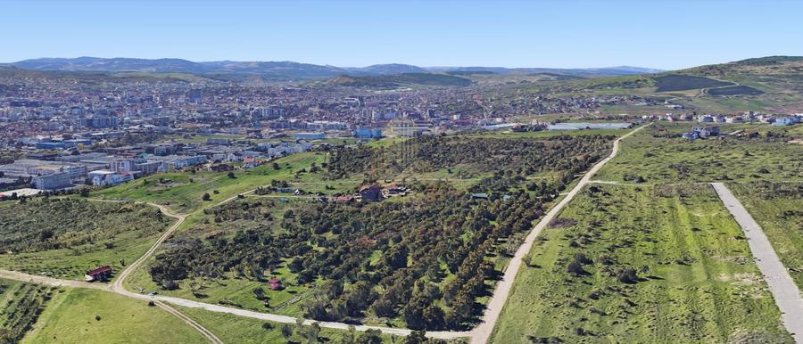 Teren Construcții intravilan de 702 mp, în Iris