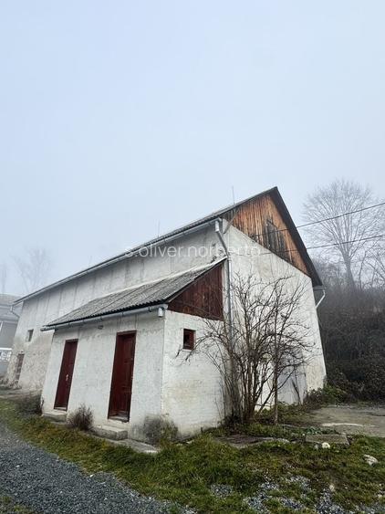 Vand casa ( fosta berarie) din localitatea abrud
