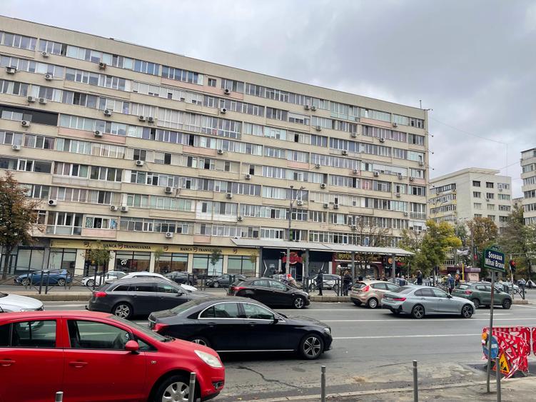 Spațiu comercial, de 425 mp, în Vitanul Nou