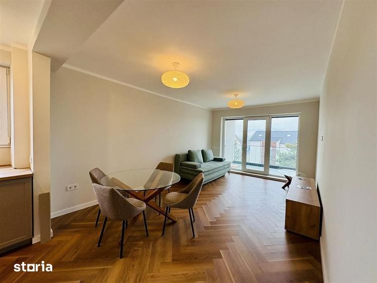 Apartament cu 3 camere în Cristian