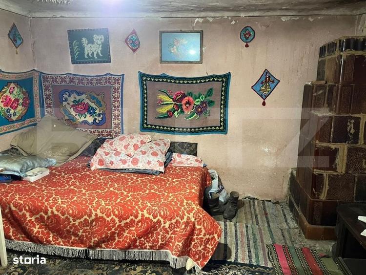 Casă cu 4 camere cu Teren 1688 Mp în Central
