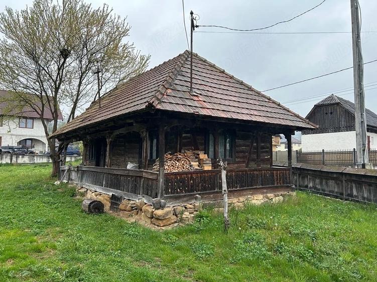 Casa Loc de casa in Berbesti (Maramures) - 1
