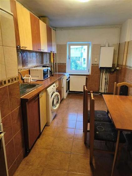 Apartament cu 4 camere semidecomandat în Mănăștur