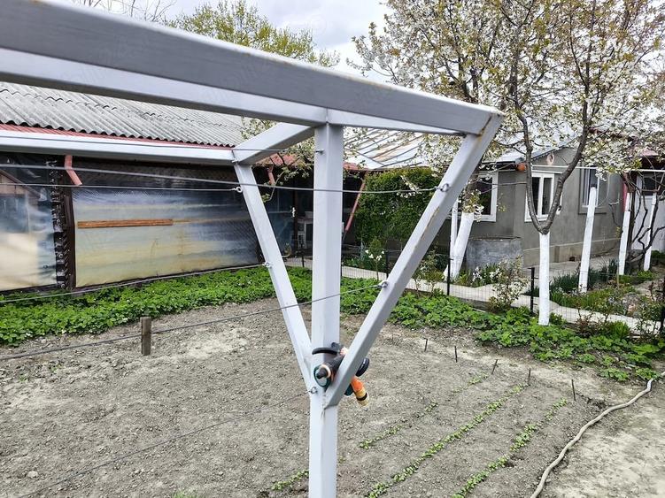 Casă cu Teren 850 Mp în Râmniceni