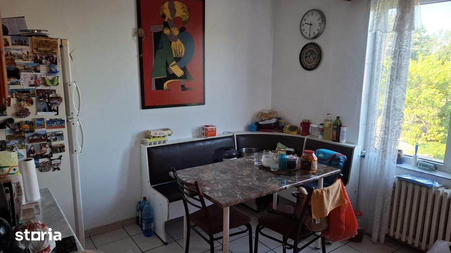Casă cu Teren 567 Mp în Pictor Rosenthal