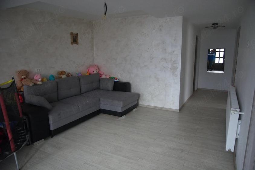 Casă cu 4 camere cu Teren 600 Mp în Central