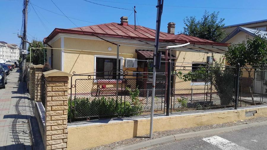 Casă cu 3 camere în Ghiroda