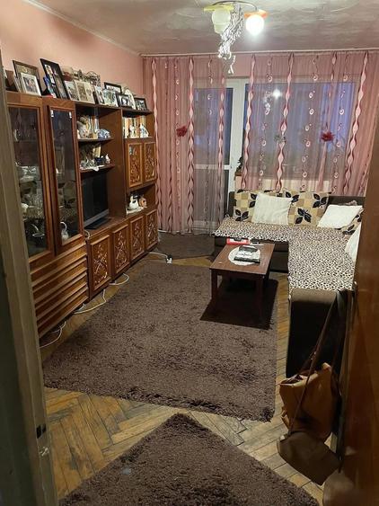 Apartament cu 2 camere decomandat în Exterior Vest