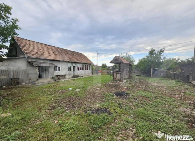 Casă cu 3 camere cu Teren 2698 Mp în Cistei
