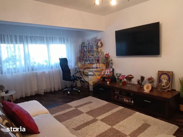 Apartament cu 2 camere, mobilat în Delfinariu