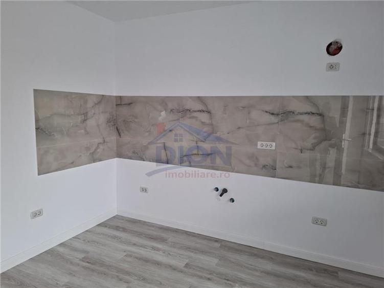 Casă individuală cu 3 camere cu Canalizare în Domnești