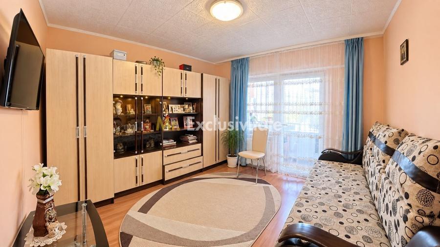 Apartament cu 2 camere decomandat, mobilat în Sud