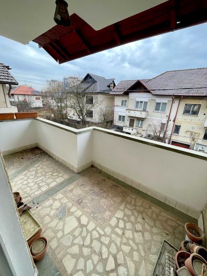 Casă cu 4 camere cu Teren 250 Mp în Traian