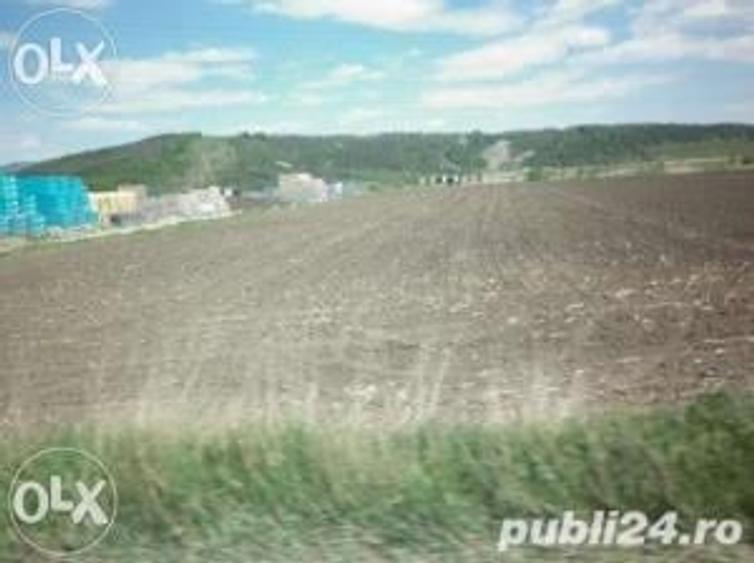Teren de 5500 mp, în Central