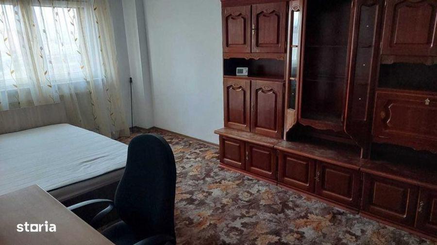 Apartament cu 3 camere decomandat în Gării