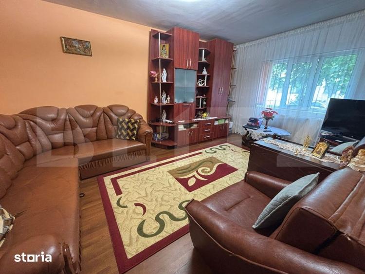 Apartament cu 2 camere decomandat, mobilat în Nicolina
