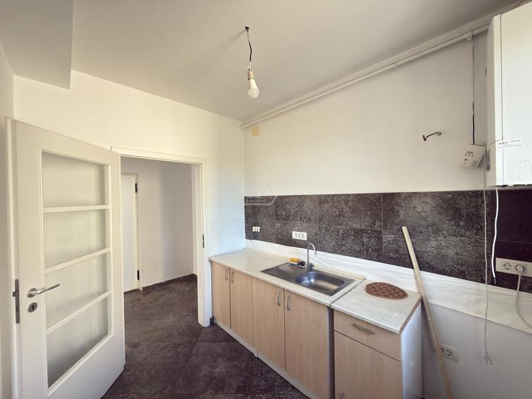 Locatie excelenta! Etaj 1. Decomandat. Loc de parcare. - 4