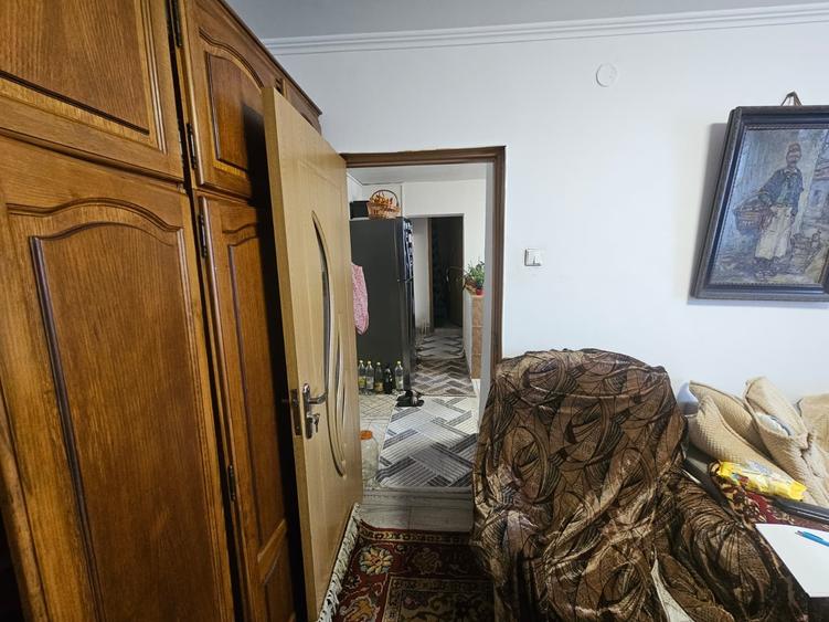Apartament cu 2 camere decomandat în Rahova