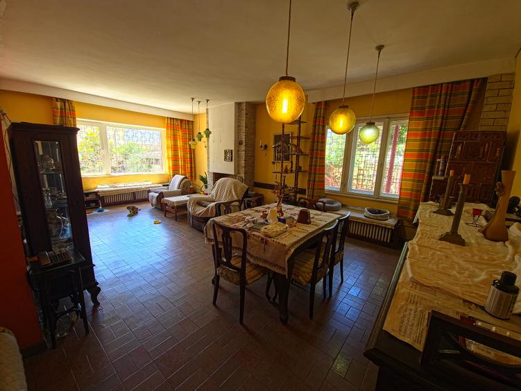 Duplex cu 6 camere cu Canalizare în Faleza Nord