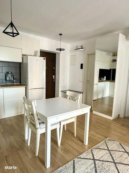 Apartament cu 2 camere semidecomandat în Alexandru Obregia