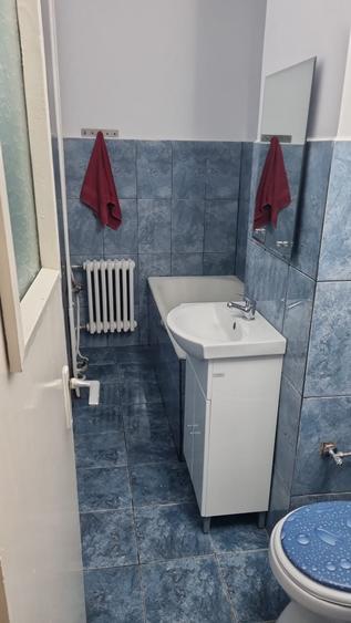 Garsonieră decomandată în Central