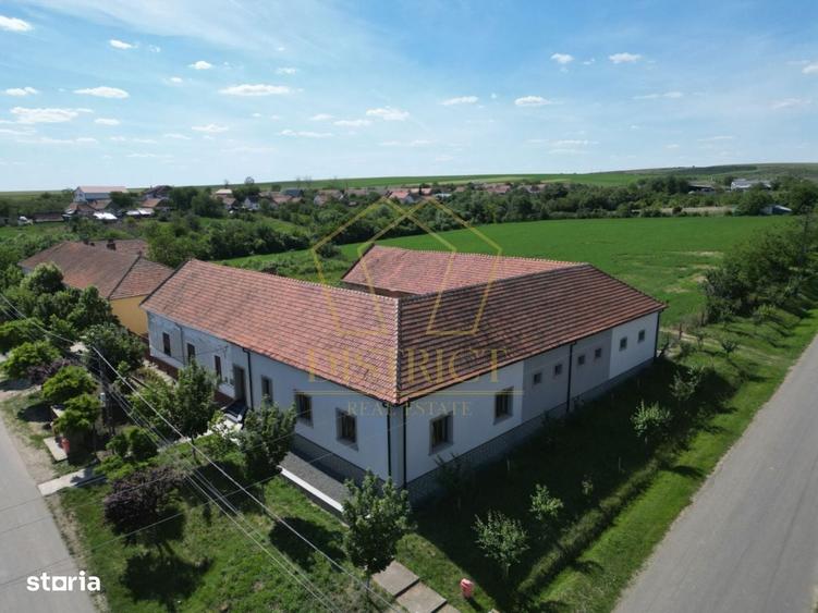 Casă cu 4 camere în Jupani