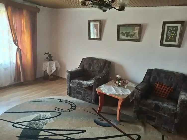 Casă cu Teren 1500 Mp în Central