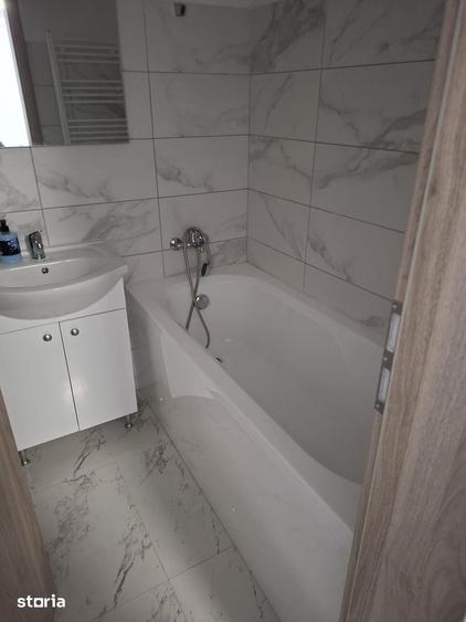 Apartament cu 2 camere semidecomandat în Apărătorii Patriei