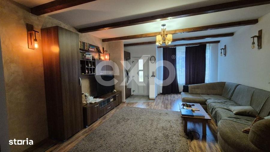Casă cu 4 camere în Moșoaia
