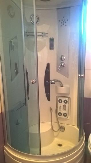 Apartament cu 3 camere decomandat, mobilat în 1 Mai