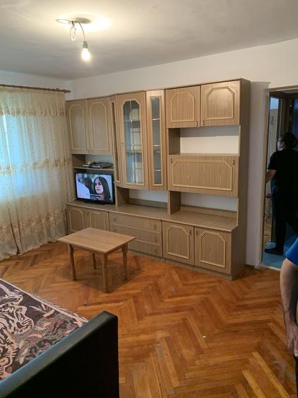 Apartament cu 2 camere decomandat în Gemenii