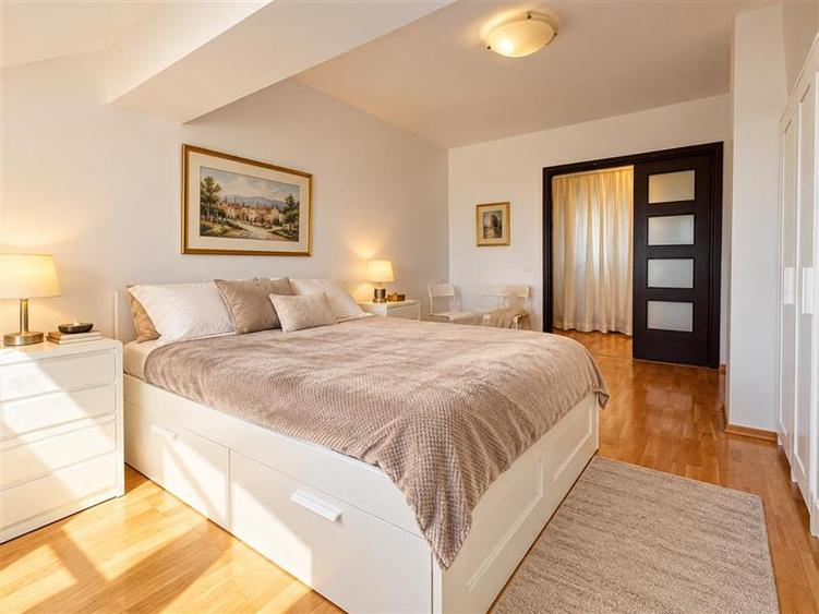 Apartament cu 2 camere decomandat, mobilat în Astra