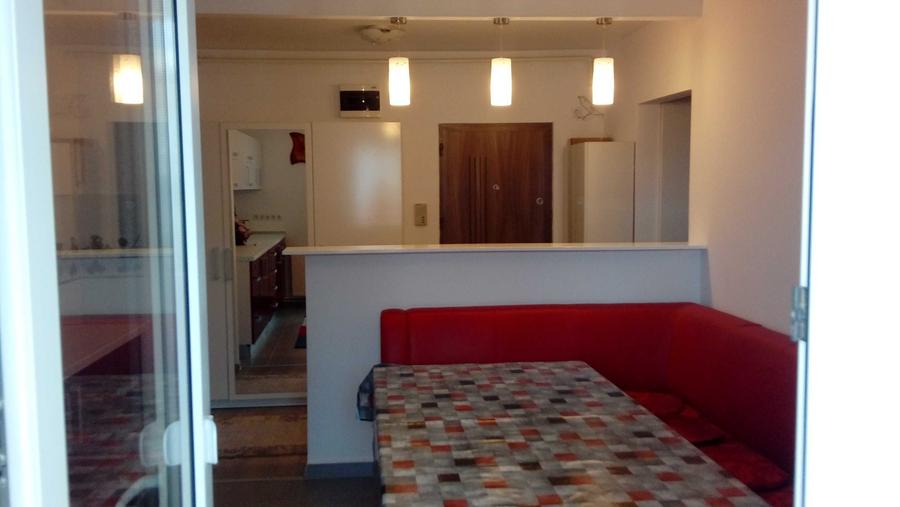 Apartament cu 2 camere decomandat în Calea Dumbrăvii