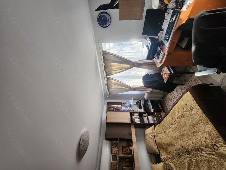 Casă cu 6 camere cu Teren 3000 Mp în Cataloi