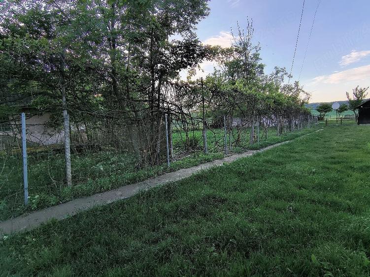 Casă cu 3 camere cu Teren 10 Mp în Central