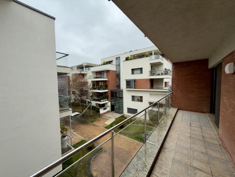 Apartament cu 5 camere decomandat, mobilat în Dorobanți