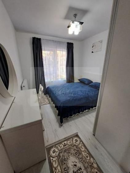 Apartament cu 2 camere decomandat în Roșu