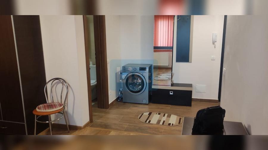 Garsonieră decomandată, mobilată în Păcii