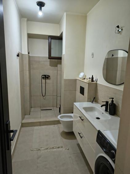 Apartament cu 2 camere decomandat în Aviației