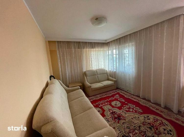 Apartament cu 3 camere decomandat în Obcini