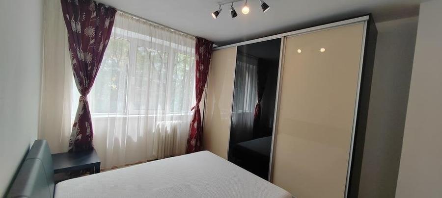 Apartament cu 2 camere semidecomandat, mobilat în Baba Novac