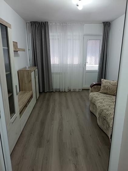 Garsonieră în Micro 14